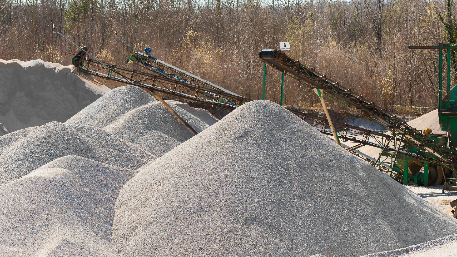 Use of fine aggregate in pavement, such as sand or crushed stone, may help increase its durability and stability.