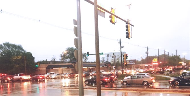 [cr][lf]<p id="caption-attachment-11983" class="wp-caption-text">Traffic flow lags at the intersection of Neil Street and Kirby Avenue during implementation of a real-time adaptive traffic control system.</p>[cr][lf]