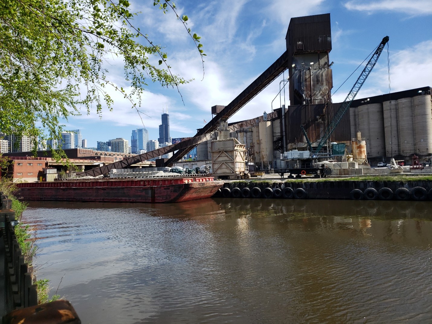 Provided by Adam Miliszewski, WSP USA. The Prairie Material Yard on the northern branch of the Chicago River at Goose Island. Illinois&rsquo; marine transportation system moves nearly 9% of the state&rsquo;s freight tonnage and brings $6.4 billion to the state&rsquo;s economy annually, according to IDOT.