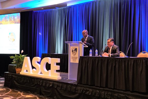 Omer Osman, left, Illinois Department of Transportation acting secretary, and Imad Al-Qadi, University of Illinois Urbana-Champaign Bliss Professor of Engineering and Illinois Center for Transportation director, present at the 2019 ASCE Airfield and Highway Pavements Conference in Chicago.