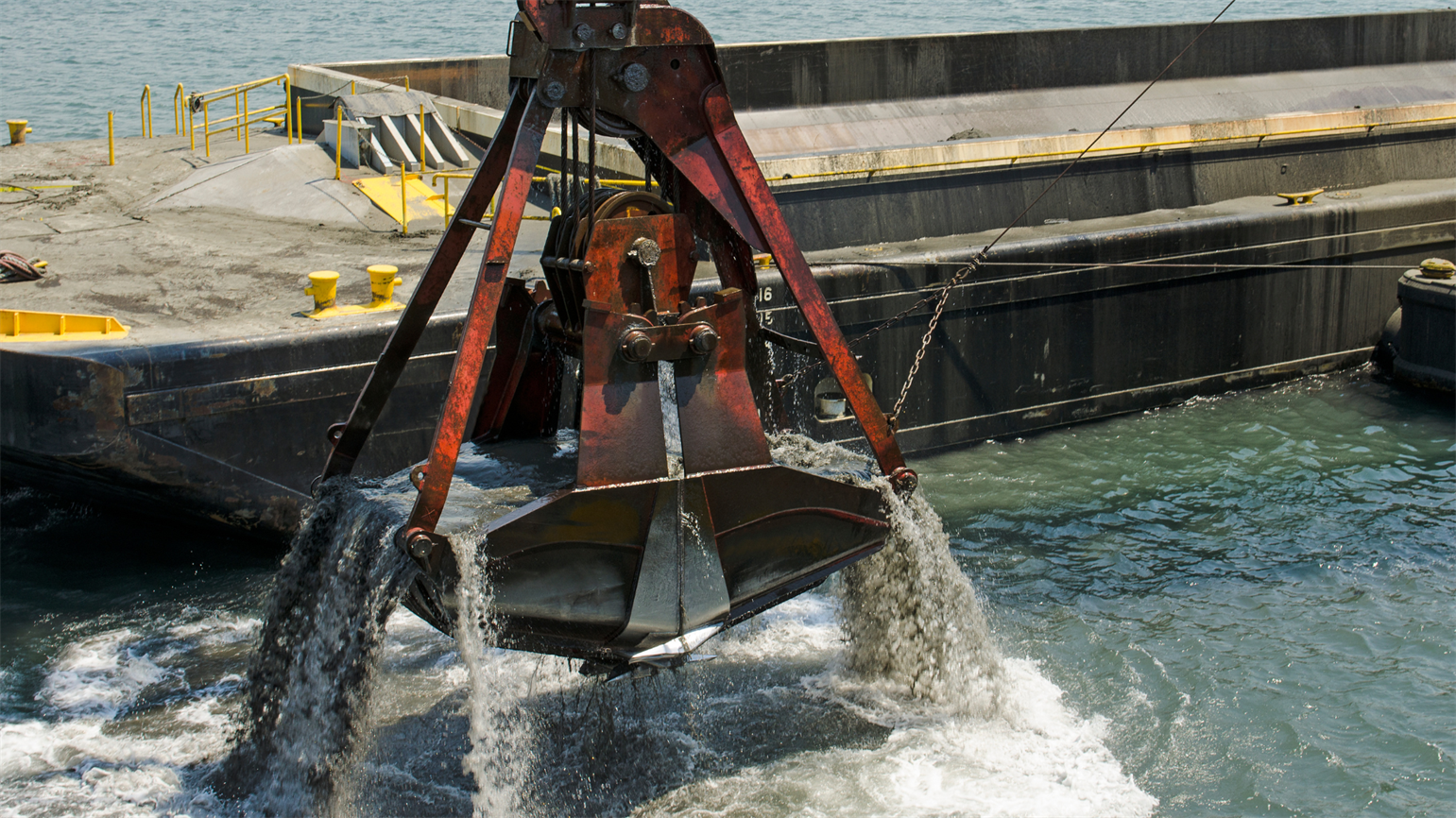 Dredging &amp;mdash; the removal of sediment from water &amp;mdash; allows ships to travel safely and efficiently. Illinois&amp;rsquo; marine transportation system, which connects the state to the Atlantic Ocean and Gulf of Mexico, is responsible for transporting 90.6 million tons of goods per year, according to the Illinois Department of Transportation.