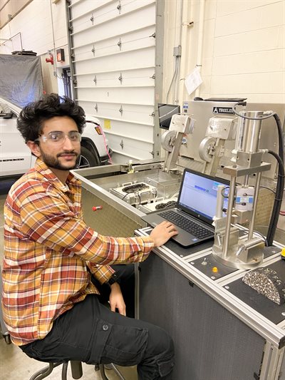 Abhilash Vyas running an Illinois Flexibility Index Test in the ICT lab.