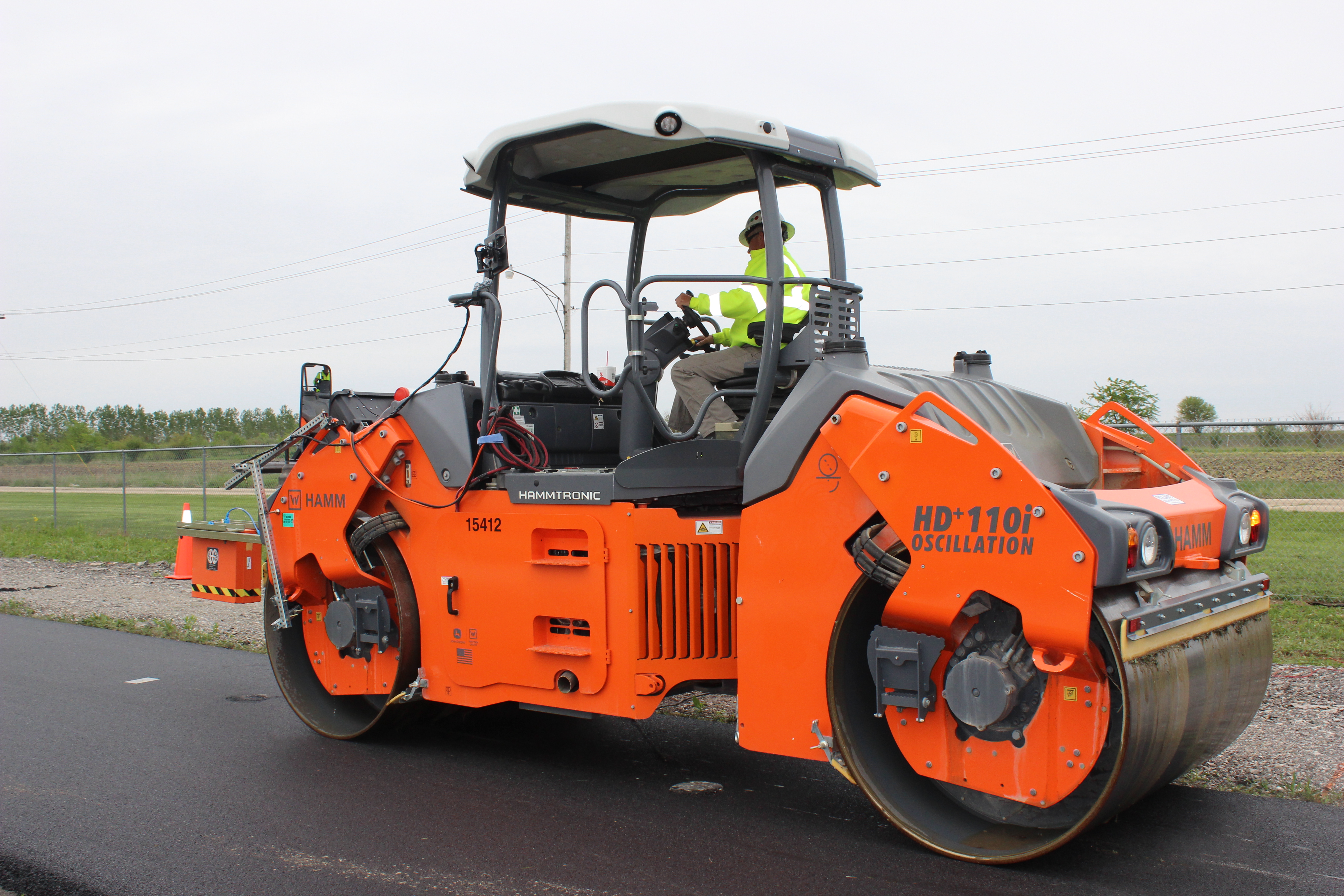 &amp;amp;amp;amp;amp;amp;amp;amp;amp;amp;amp;lt;span style=&amp;amp;amp;amp;amp;amp;amp;amp;amp;amp;amp;quot;background-color: var(--engr-white);&amp;amp;amp;amp;amp;amp;amp;amp;amp;amp;amp;quot;&amp;amp;amp;amp;amp;amp;amp;amp;amp;amp;amp;gt;&amp;amp;amp;amp;amp;amp;amp;amp;amp;amp;amp;lt;span style=&amp;amp;amp;amp;amp;amp;amp;amp;amp;amp;amp;quot;background-color: var(--engr-white);&amp;amp;amp;amp;amp;amp;amp;amp;amp;amp;amp;quot;&amp;amp;amp;amp;amp;amp;amp;amp;amp;amp;amp;gt;A construction worker uses a compactor with a ground-penetrating radar attached to an antenna on May 15. The technique, developed by Al-Qadi and colleagues is patent pending, allows users to measure density in real time as they compact pavement&amp;amp;amp;amp;amp;amp;amp;amp;amp;amp;amp;lt;/span&amp;amp;amp;amp;amp;amp;amp;amp;amp;amp;amp;gt;&amp;amp;amp;amp;amp;amp;amp;amp;amp;amp;amp;lt;br&amp;amp;amp;amp;amp;amp;amp;amp;amp;amp;amp;gt;&amp;amp;amp;amp;amp;amp;amp;amp;amp;amp;amp;lt;/span&amp;amp;amp;amp;amp;amp;amp;amp;amp;amp;amp;gt;